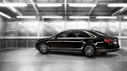 Audi A8 L W12