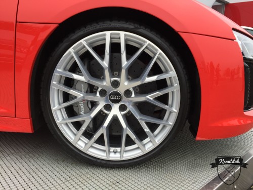 Audi R8 V10 Plus