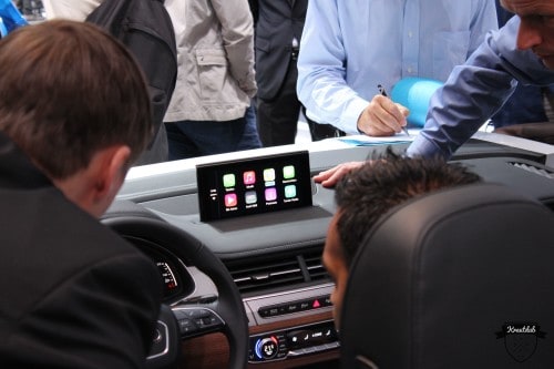 IAA 2015 - Audi e-tron quattro Car Play