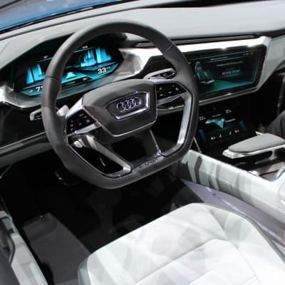 IAA 2015 - Audi e-tron Quattro