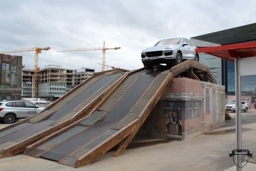 IAA 2015 - Porsche Cayenne SUV Parcour