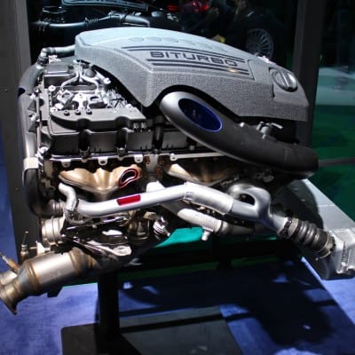 IAA 2015 - Alpina Biturbo Motor