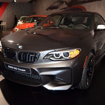 BMW M2 in Mineralgrau