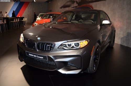 BMW M2 in Mineralgrau