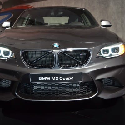BMW M2 in Mineralgrau
