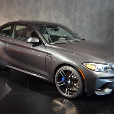 BMW M2 in Mineralgrau