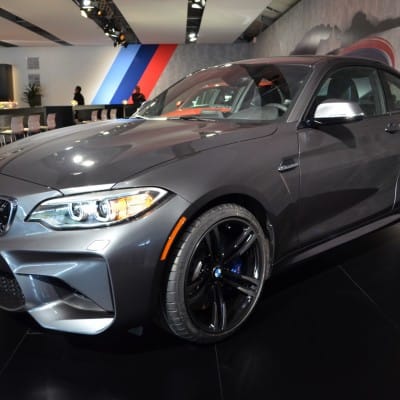 BMW M2 in Mineralgrau