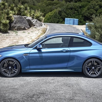 BMW M2 Long Beach Blue