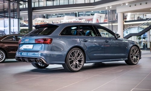 Audi RS6 Exclusive in Polar Blau Metallic