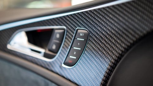 Audi RS6 Exclusive in Polar Blau Metallic