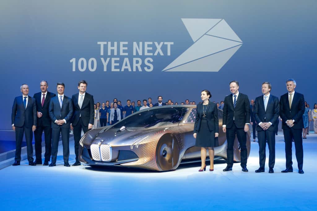 BMW Vision Next 100