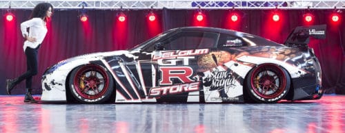 Nissan GTR mit Liberty-Walk-Bodykit und 700 PS