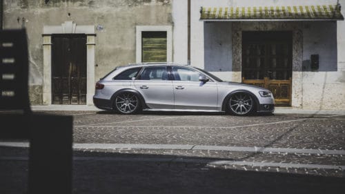 Audi A4 B8 Allroad Airlift Fahrwerk Felgen Yido Performance 10x20"