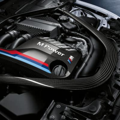 BMW M4 Coupe Performance Zubehör - Carbon Motorabdeckung