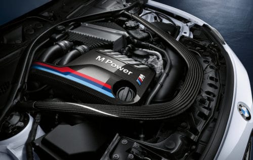 BMW M4 Coupe Performance Zubehör - Carbon Motorabdeckung