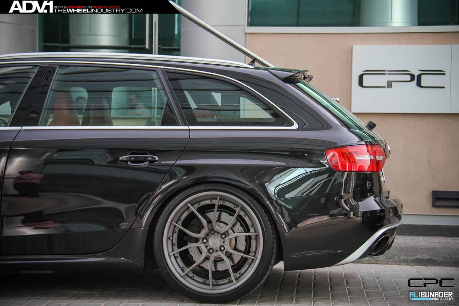 Audi RS4 Avant mit ADV5.0 Track Spec CS Felgen