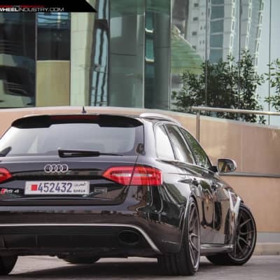 Audi RS4 Avant mit ADV5.0 Track Spec CS Felgen