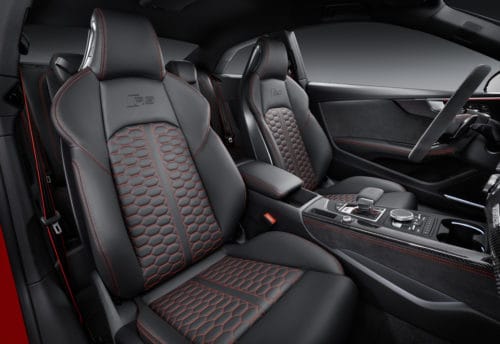 Audi RS5 F5 Misano Red -Interior