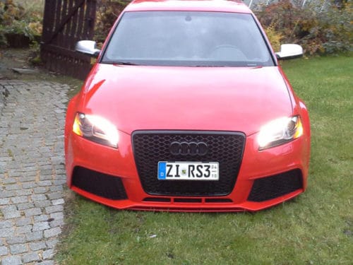 Kurzes Kennzeichen Audi RS3