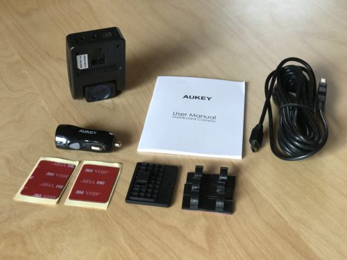 Zubehör der Aukey DR02 Dashcam