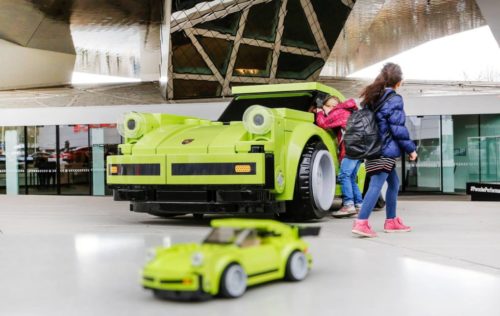 Porsche Museum - Lego Porsche in Lebengröße